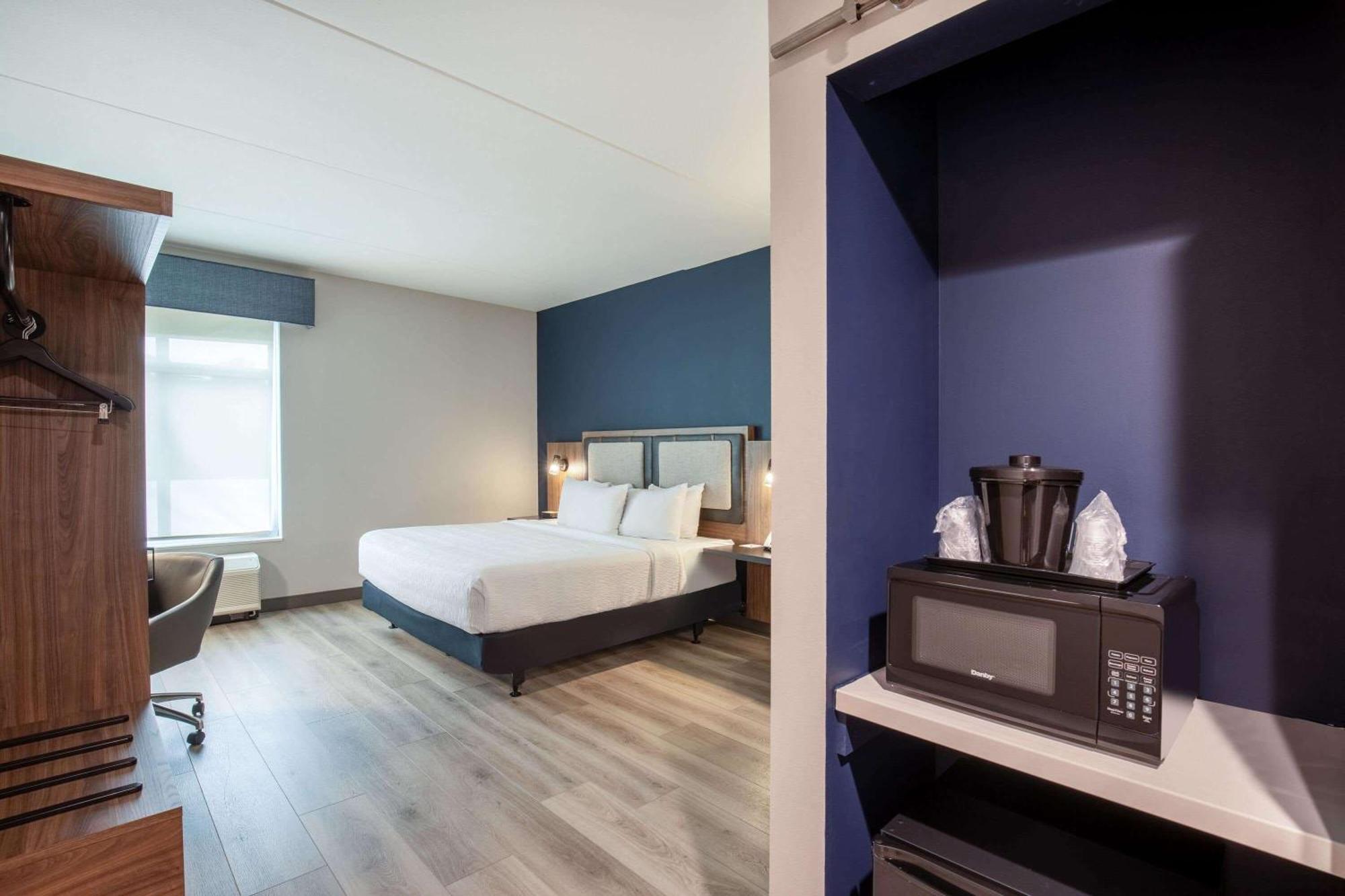 La Quinta Inn & Suites By Wyndham Chattanooga Downtown/South Extérieur photo