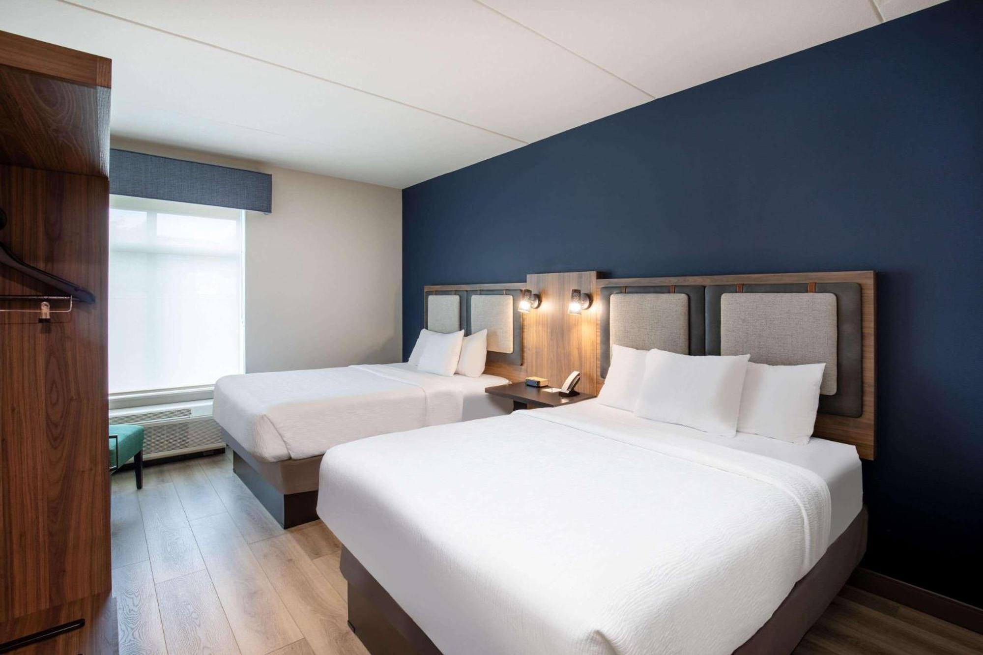 La Quinta Inn & Suites By Wyndham Chattanooga Downtown/South Extérieur photo