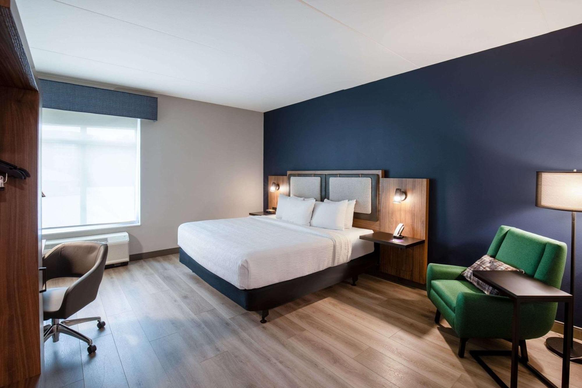 La Quinta Inn & Suites By Wyndham Chattanooga Downtown/South Extérieur photo