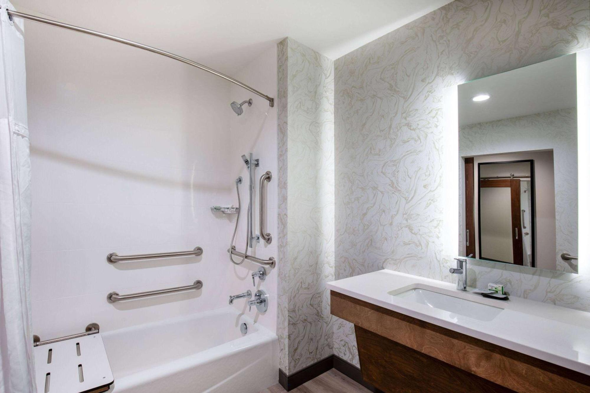 La Quinta Inn & Suites By Wyndham Chattanooga Downtown/South Extérieur photo